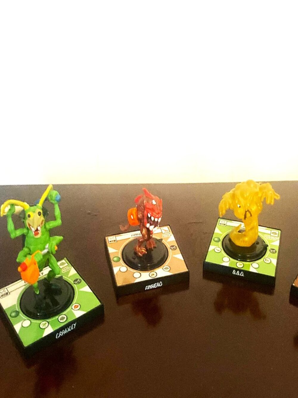 2003 Wiz kids Creepy Freaks 3D Trading Game 4 Assorted Figures Lot Set 2
